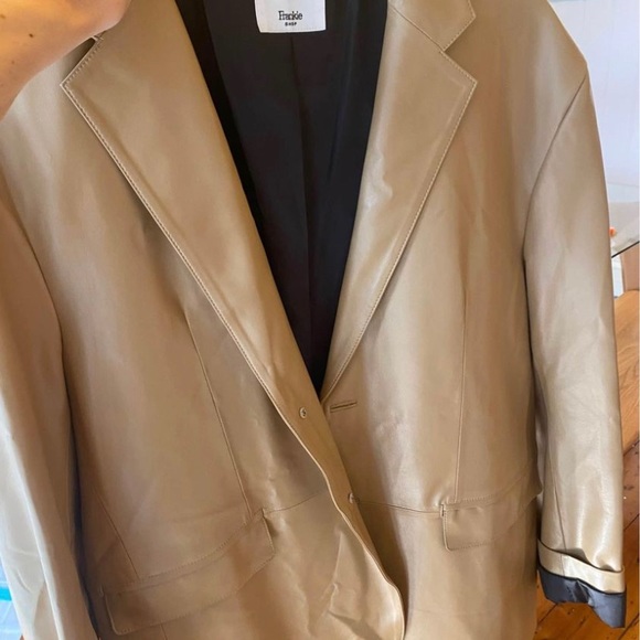 Frankie Blazer - Picture 6 of 6